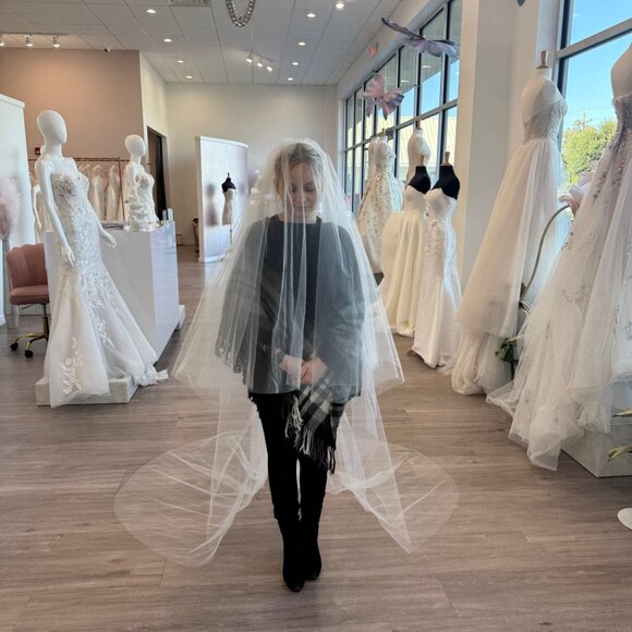 Plain 2 Tier Circular Chapel/Cathedral Veil main image 4